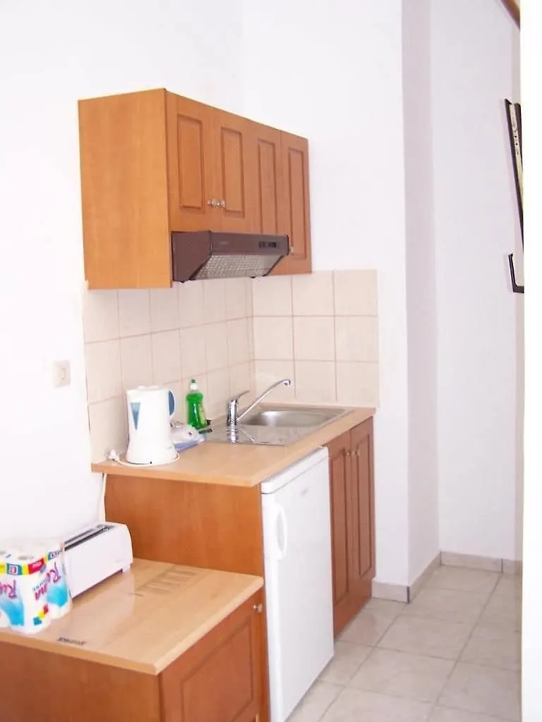 Aptera Hotel Megala Chorafia