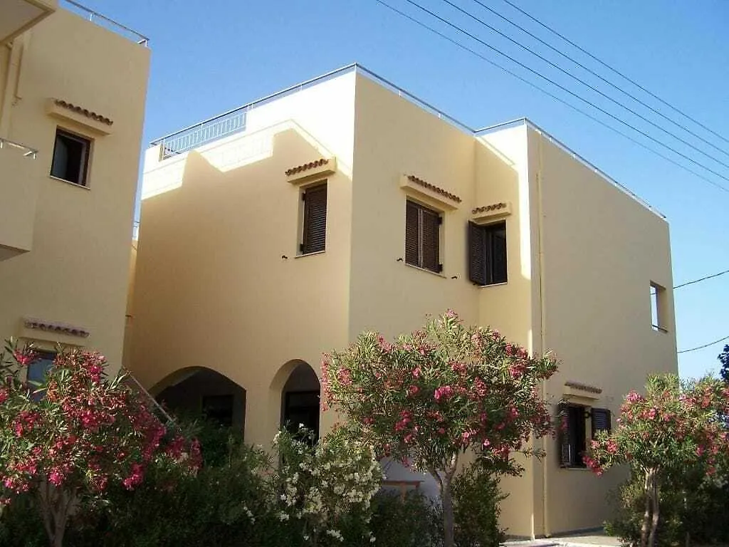 Aptera Hotel Megala Chorafia 2*,